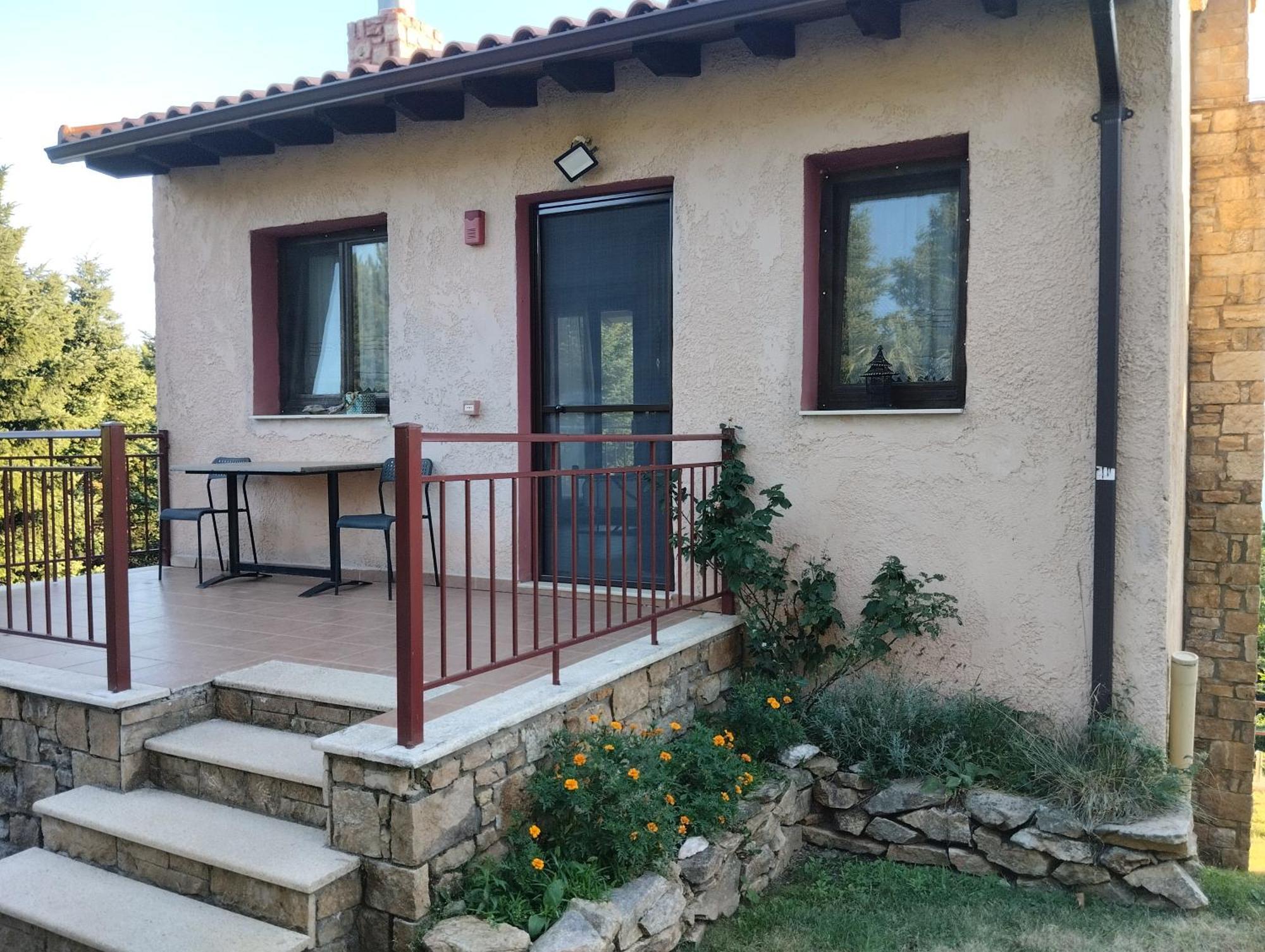 Farm stay Elatodasos Taxiarkhis (Aristotelis)